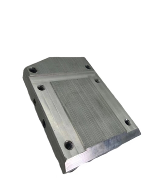 acheter Pièce expulsée et usinée en aluminium de soutien de porte online manufacture
