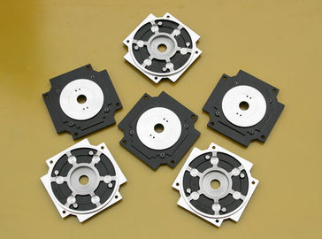 acheter La précision durable usinée partie les composants en aluminium de chapeaux de moteur pour le moteur balayé de C.C online manufacture